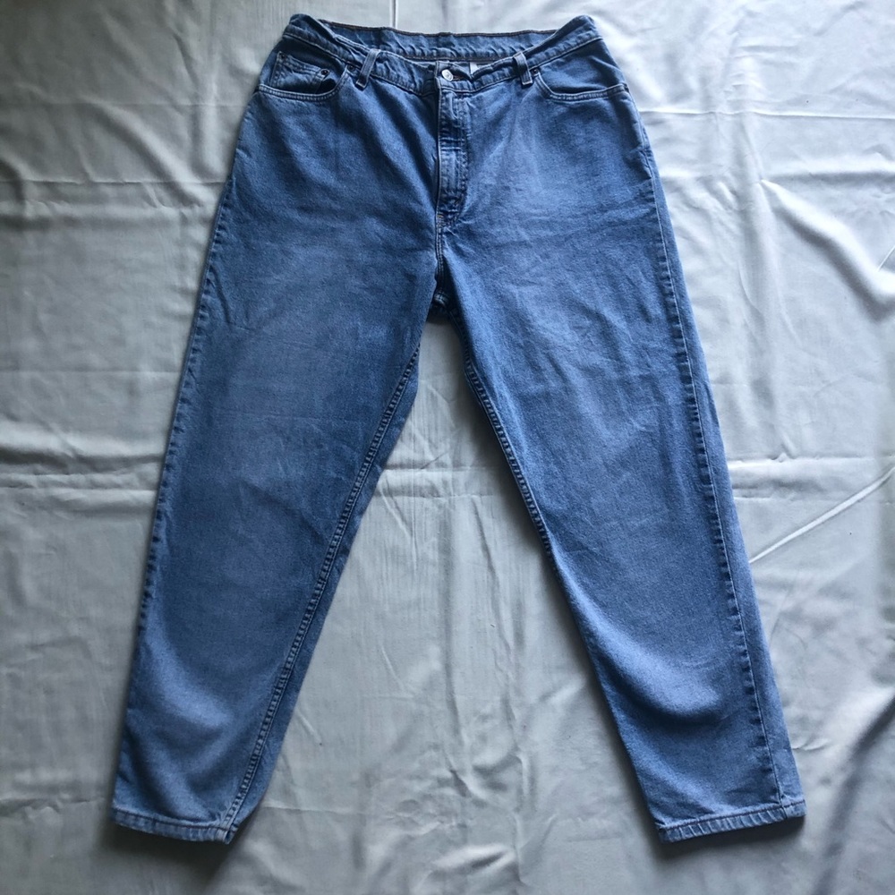 Vintage Levi’s 550 Light Wash Jean